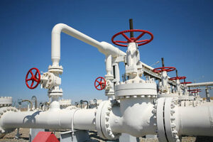 oil gas processing plant with pipe line valves